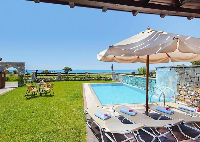 In Near The 度假居 *