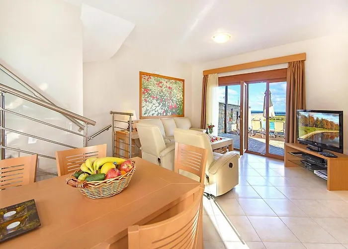 In Near The 度假居 吉奥塔略